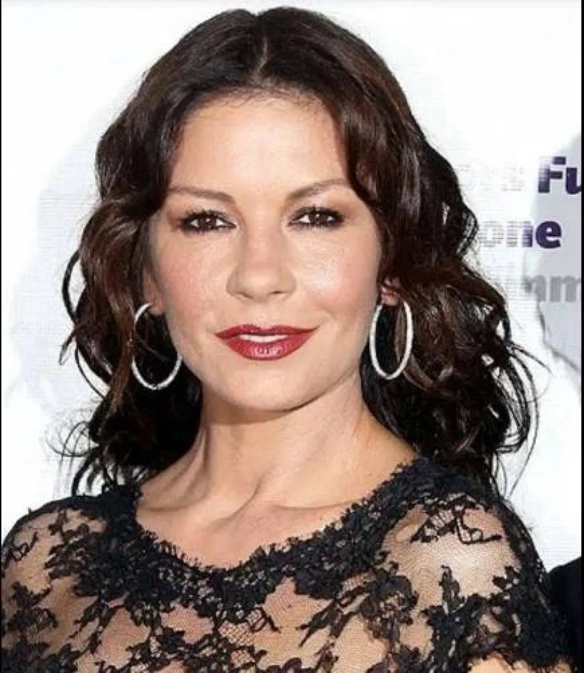 كاثرين- الصورة من صفحتها الرسمية على الفيسبوك