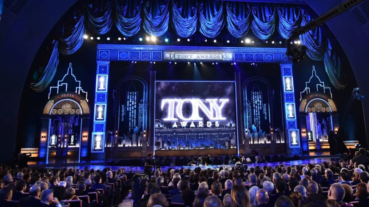 مسرح تسليم جوائز توني اوورد- الصورة من فيسبوك Tony awards