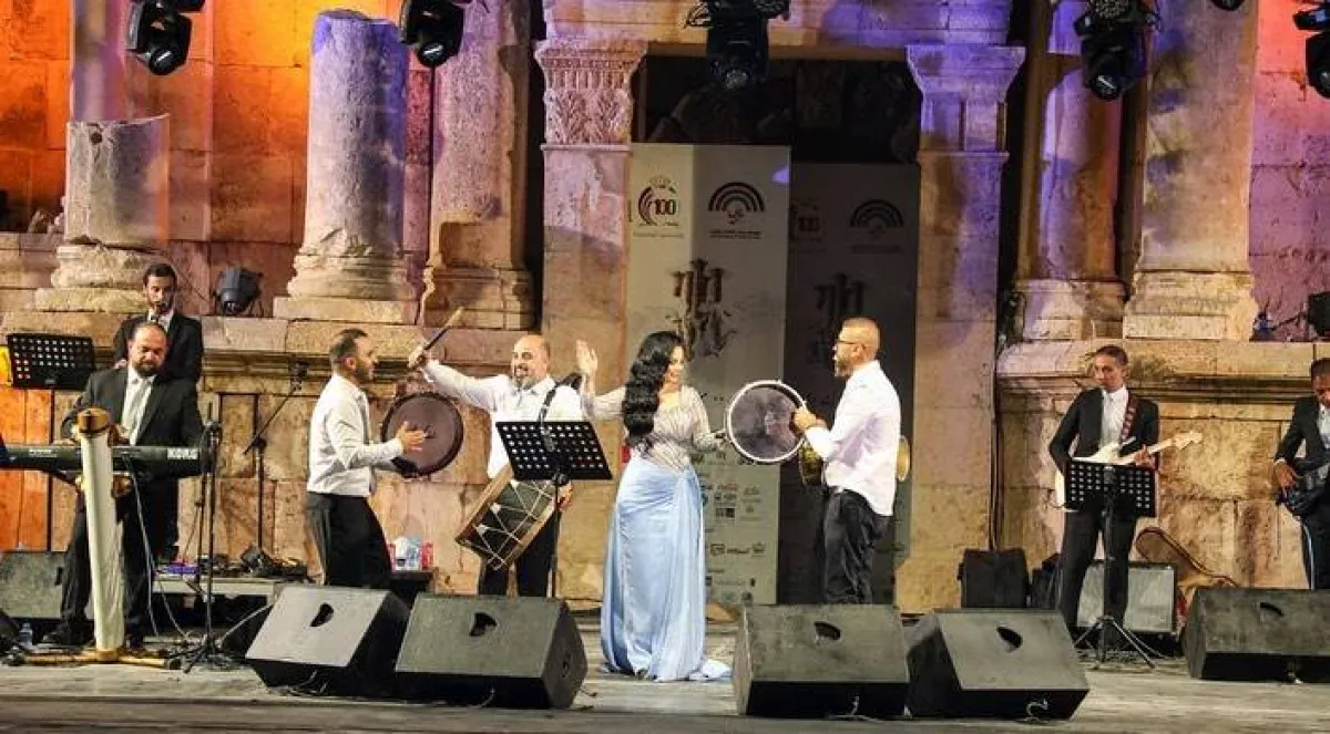 ديانا كرزون تشعل أجواء حفلها بمهرجان جرش - الصورة من حسابها على انستغرام