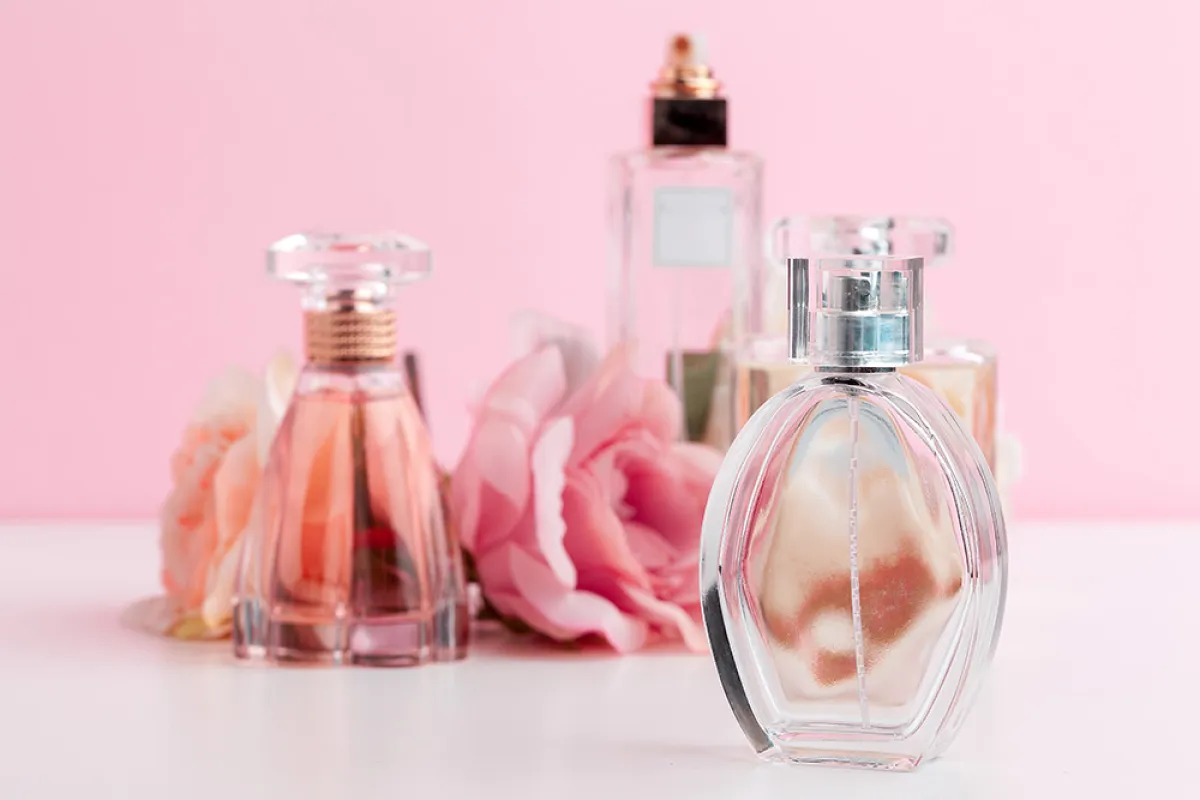 أفضل خمسة عطور نسائية
