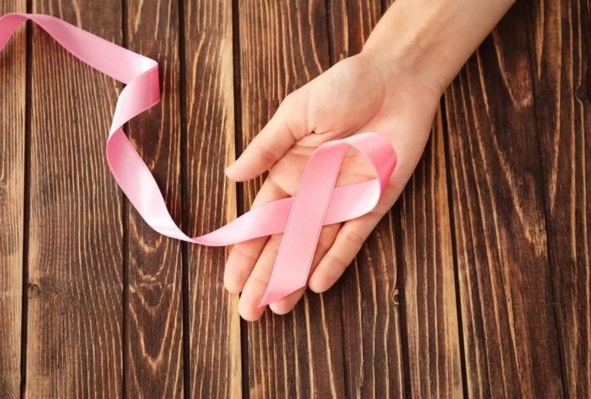 التوعية بسرطان الثدي 