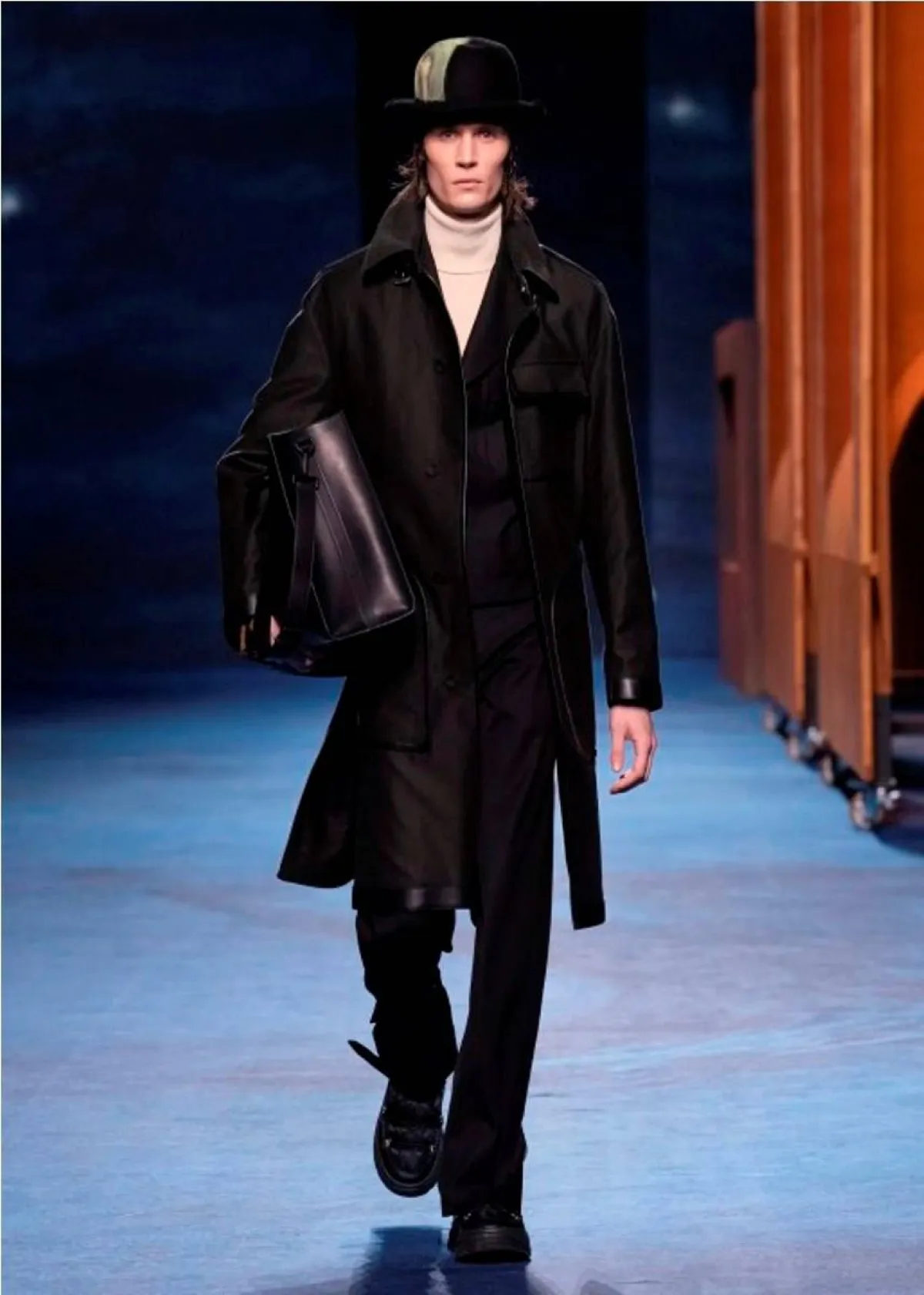 ملابس سوجاء كاجوال من كريستيان ديور Christian Dior