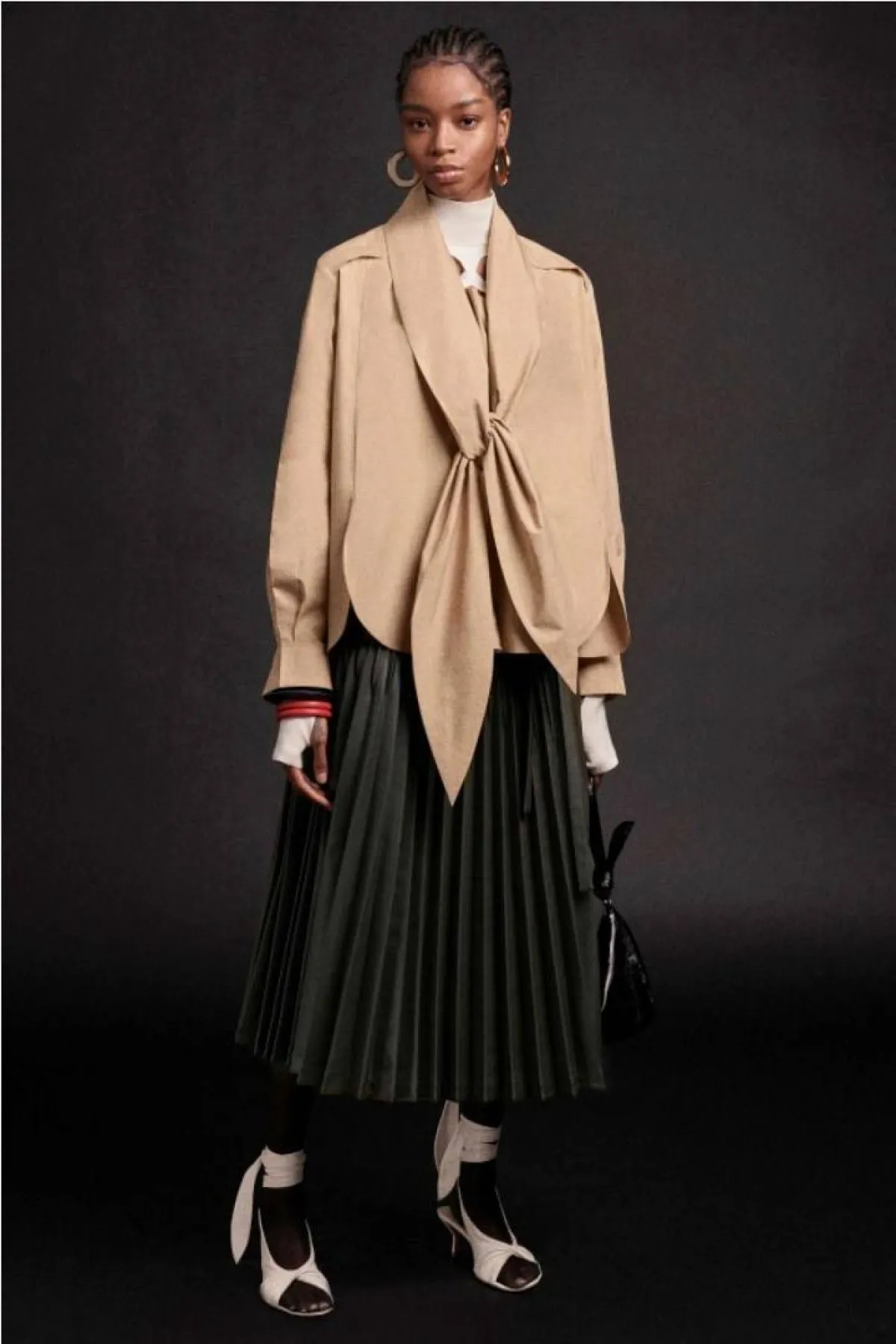 جاكيت بيح للمرأة المحجبة من فيليب ليم  Phillip Lim