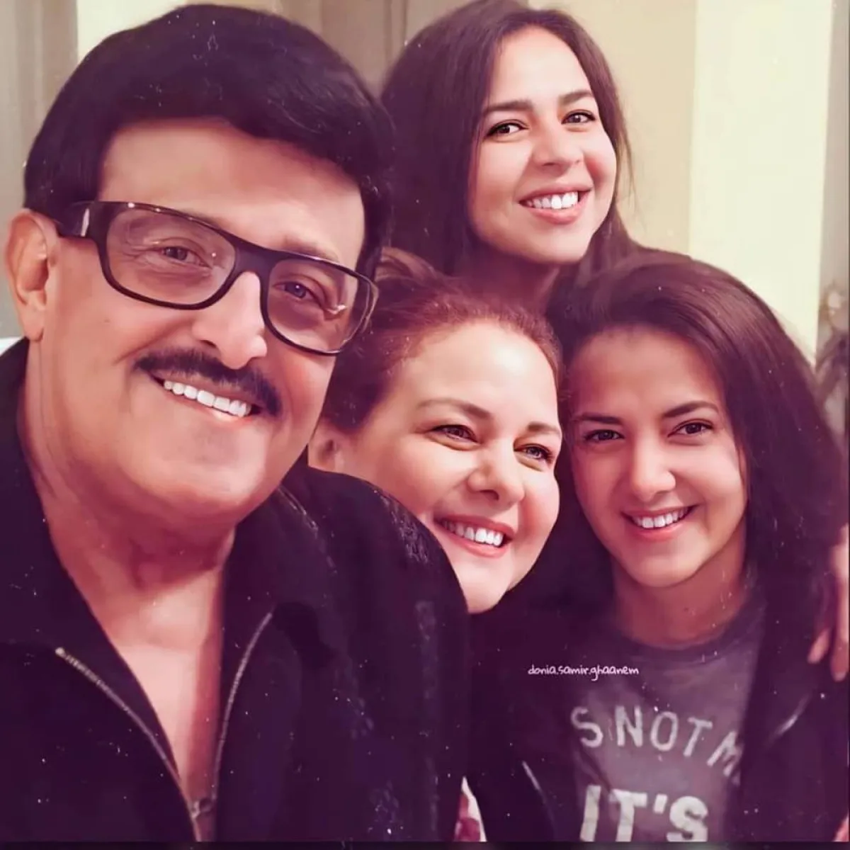 إيمي سمير غانم وأسرتها - الصورة من حسابها على موقع إنستغرام