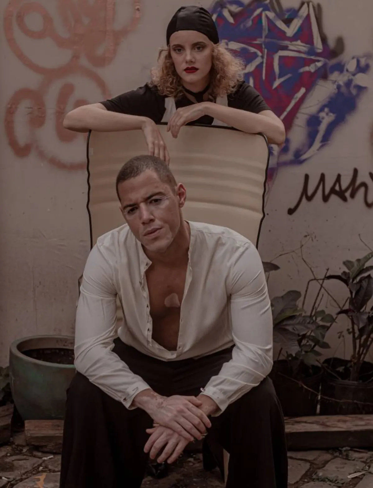 شعور الرجل بالملل من زوجته بعد أن كان يهتم بها