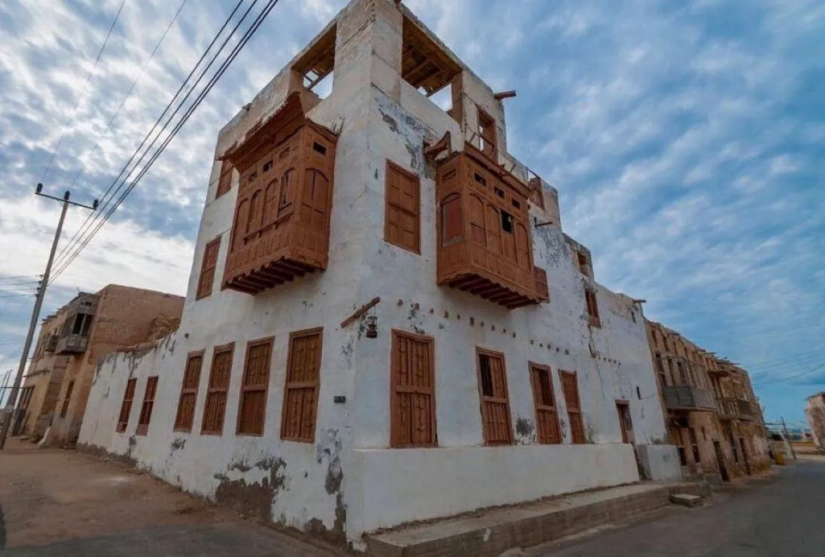 رواشين البلدة القديمة في محافظة الوجه