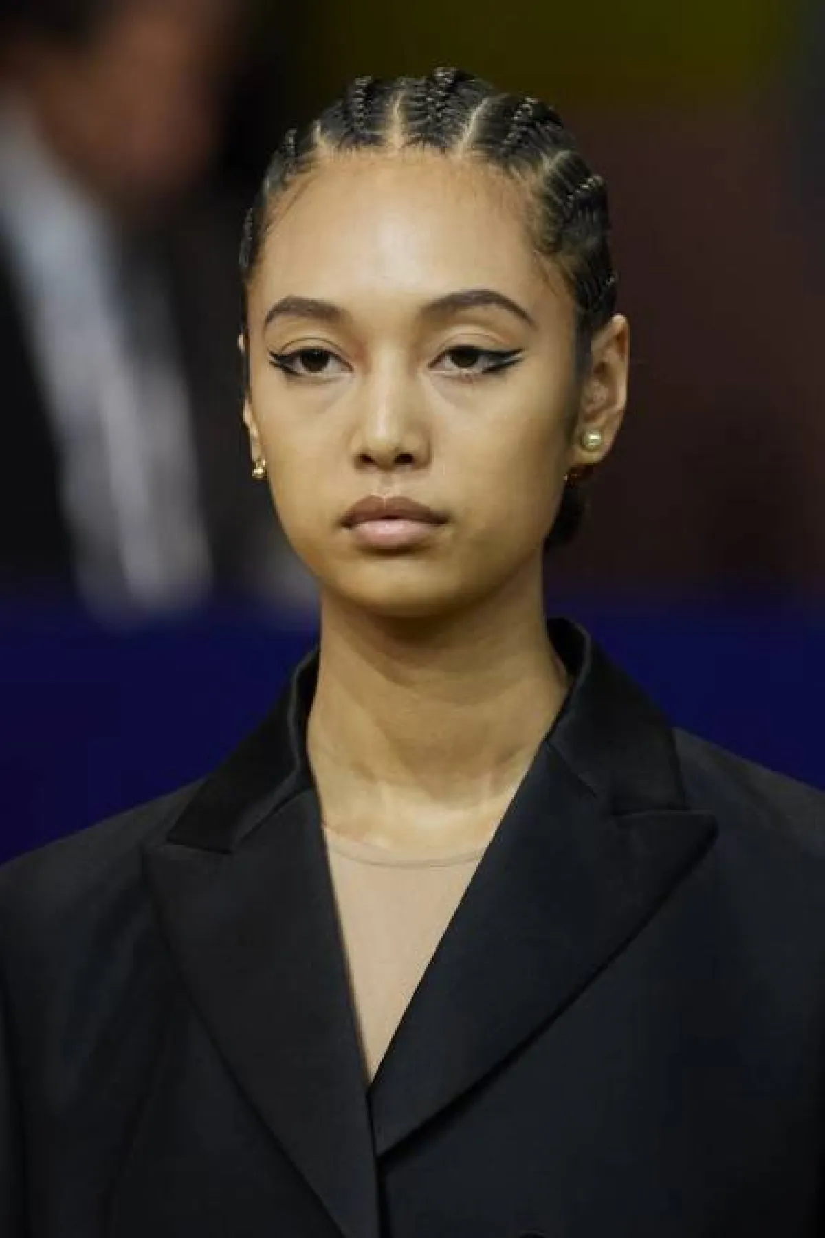 موض الأيلاينر المجنح