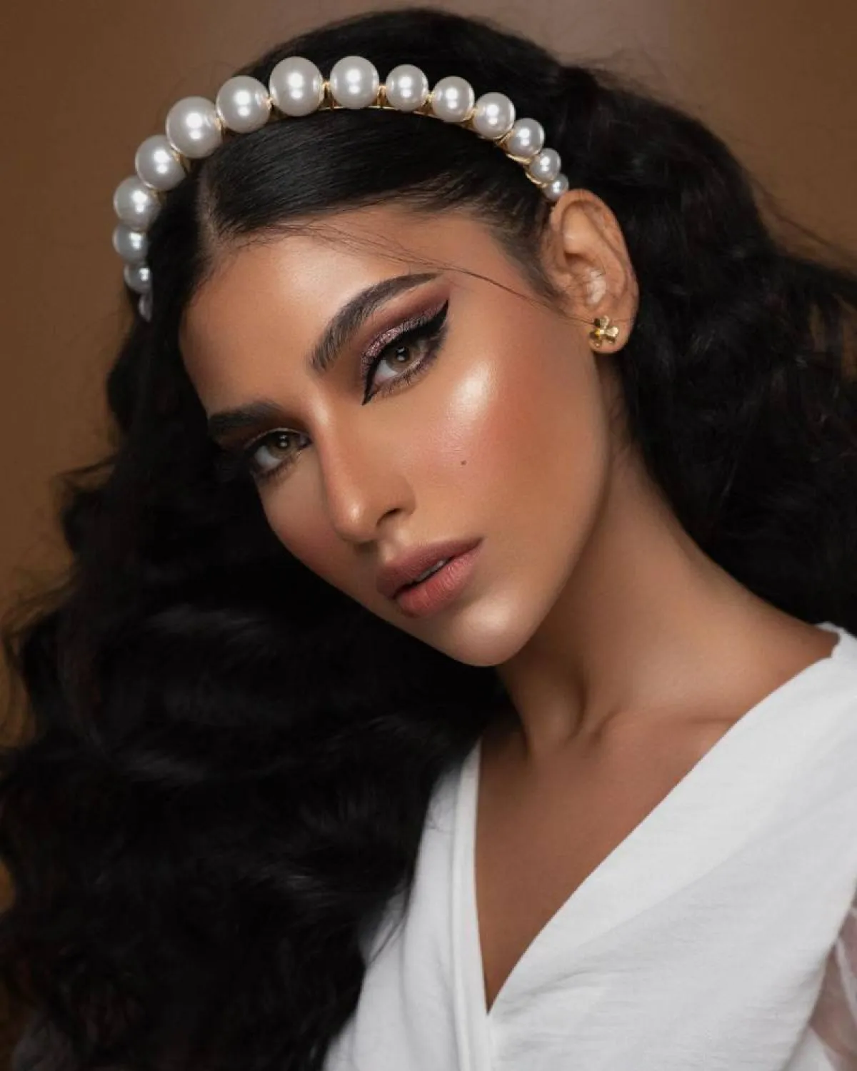 مكياج سعودي زهري براق للعروس