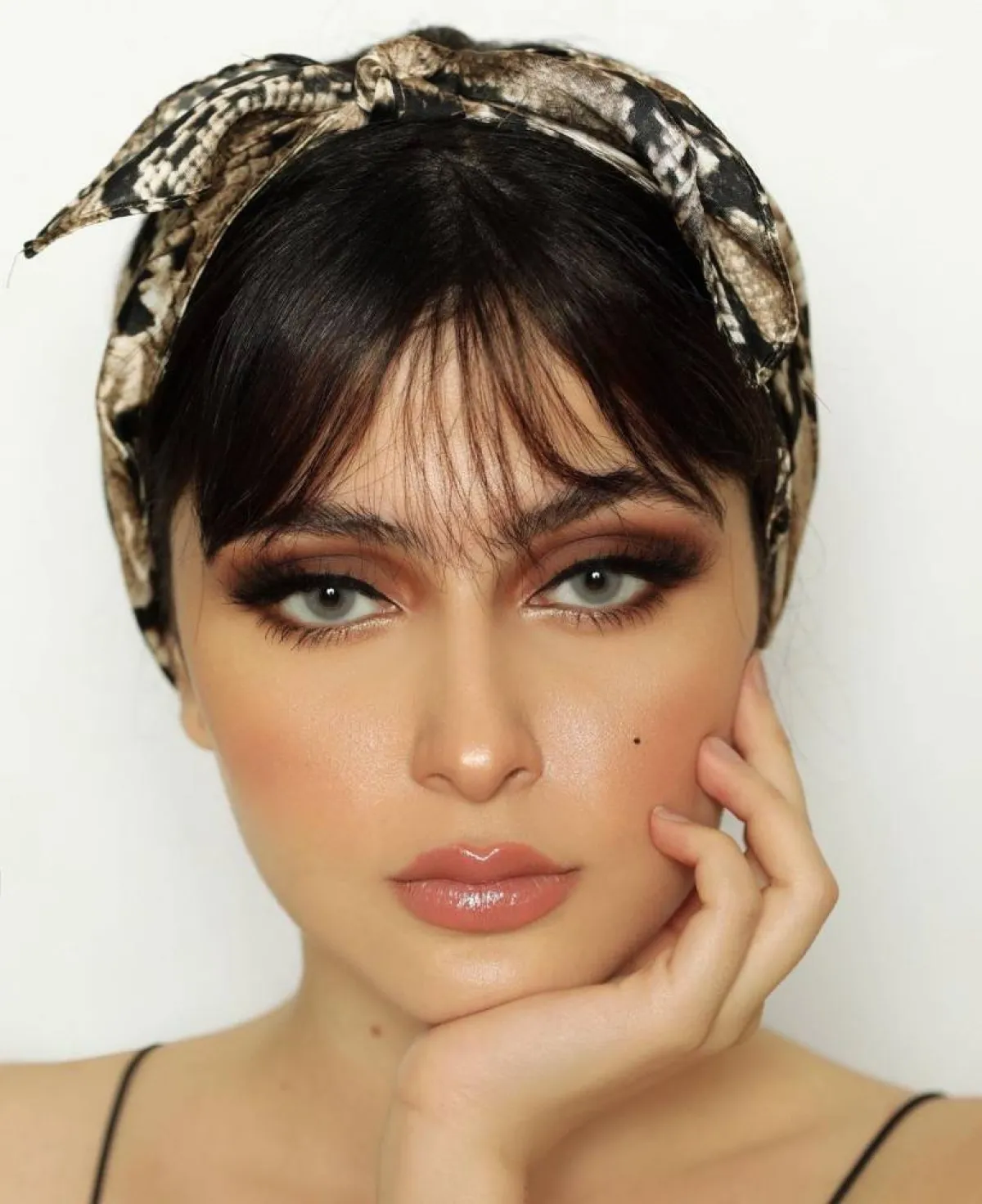 مكياج سعودي قوي بأسلوب السموكي