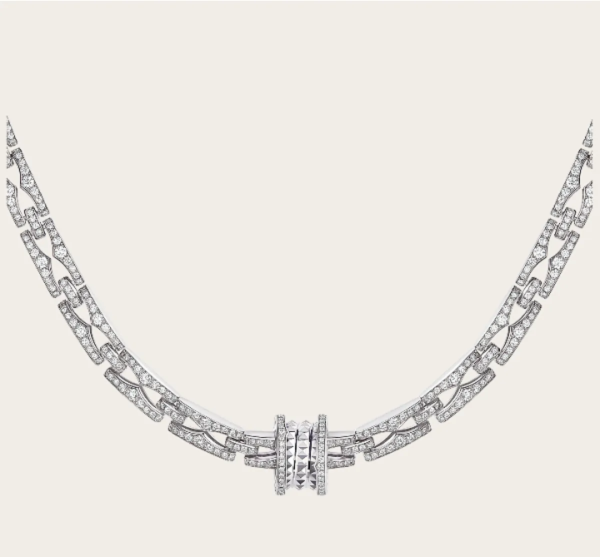 عقد فاخر بشكل مشبك الورق من بولغاري Bvlgari