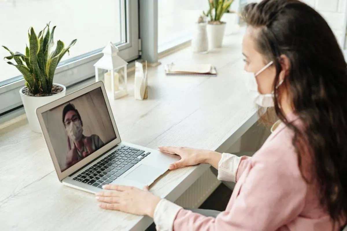 على الجميع أن يحافظ على صحته النفسية سواءاً في حياته بشكل عام أو في أزمة كورونا