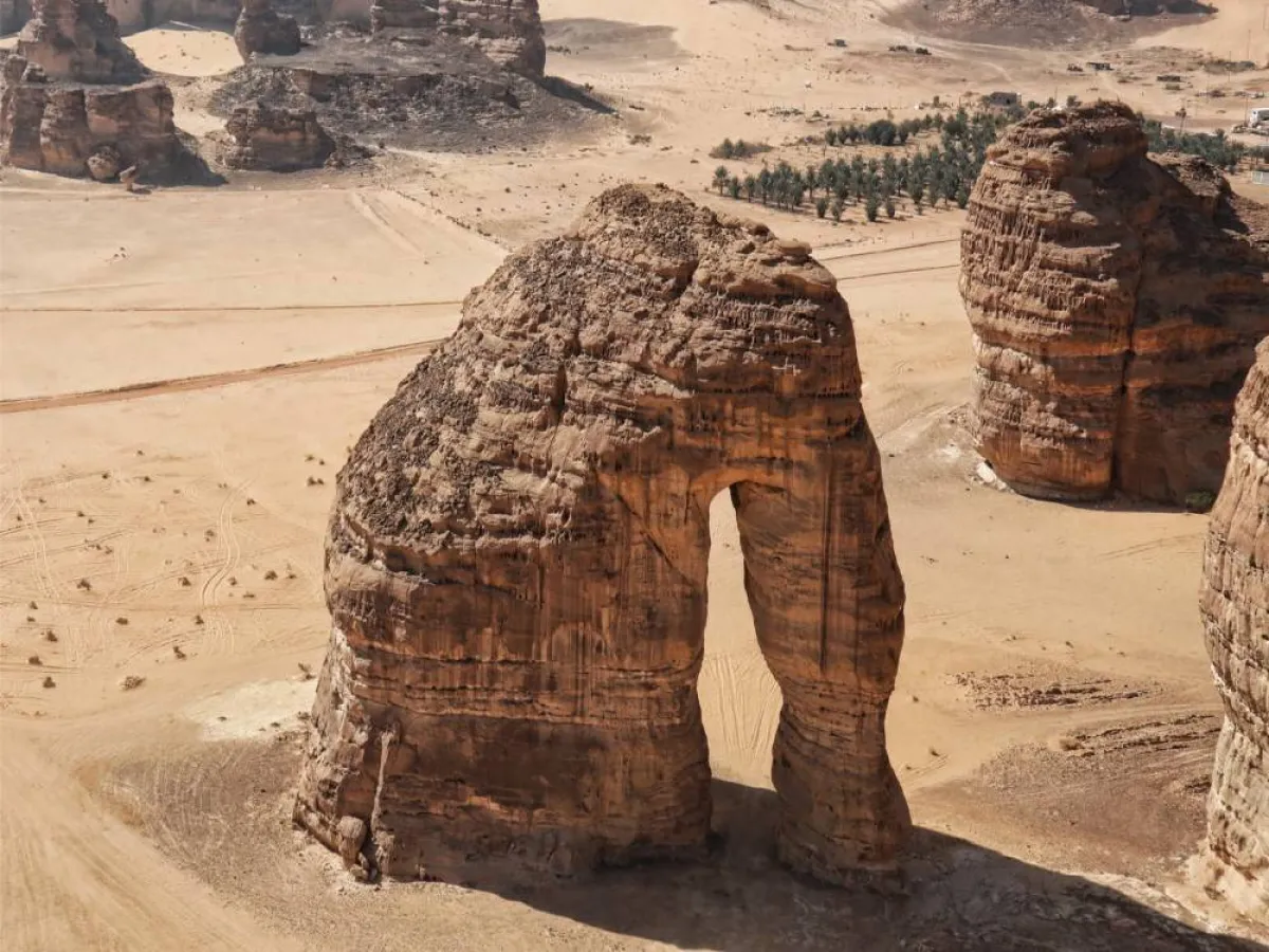 صخرة العلا الشهيرة _ الصورة من حساب الهيئة الملكية لمحافظة العلا 