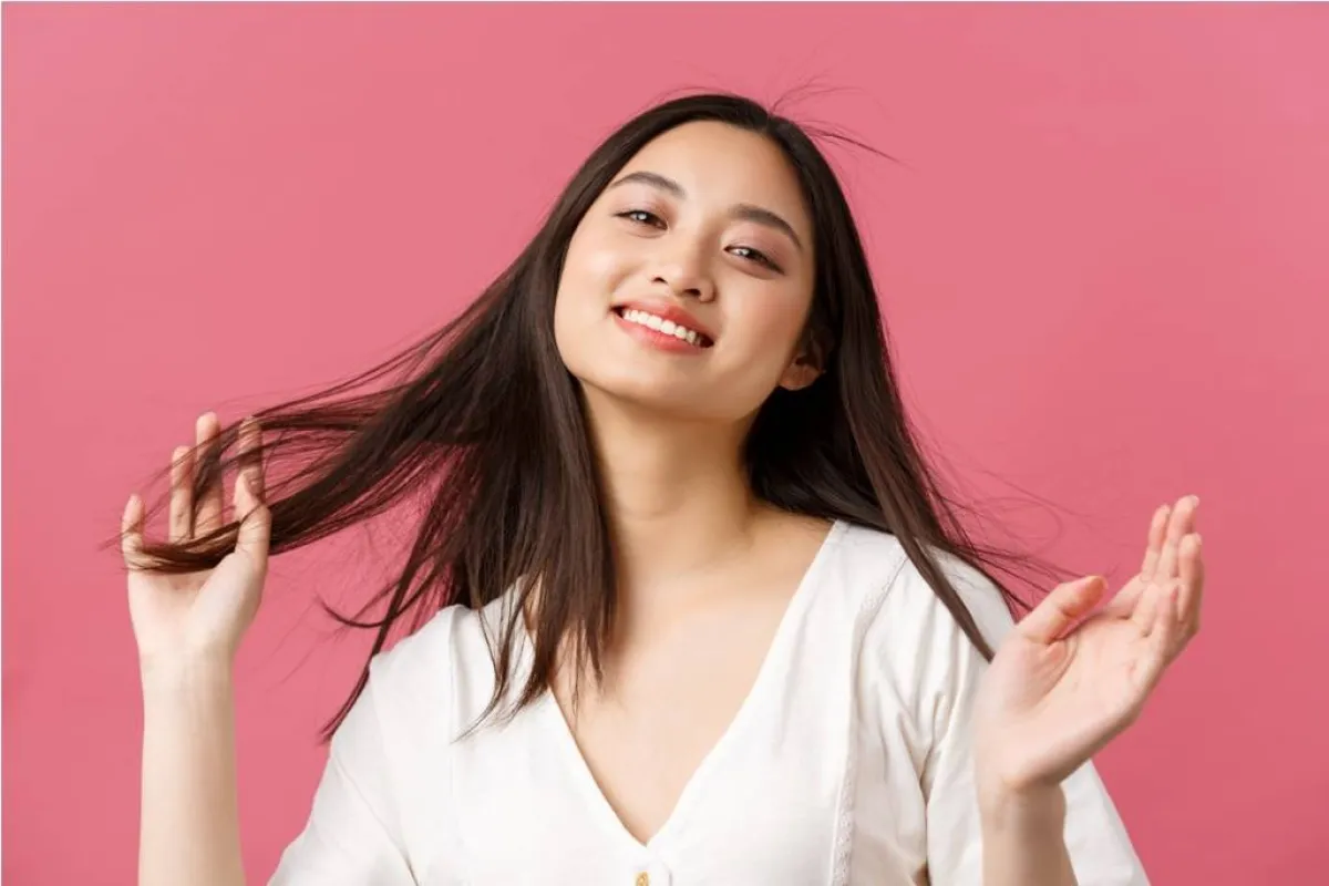 طرق تعطير الشعر بطريقة آمنة 