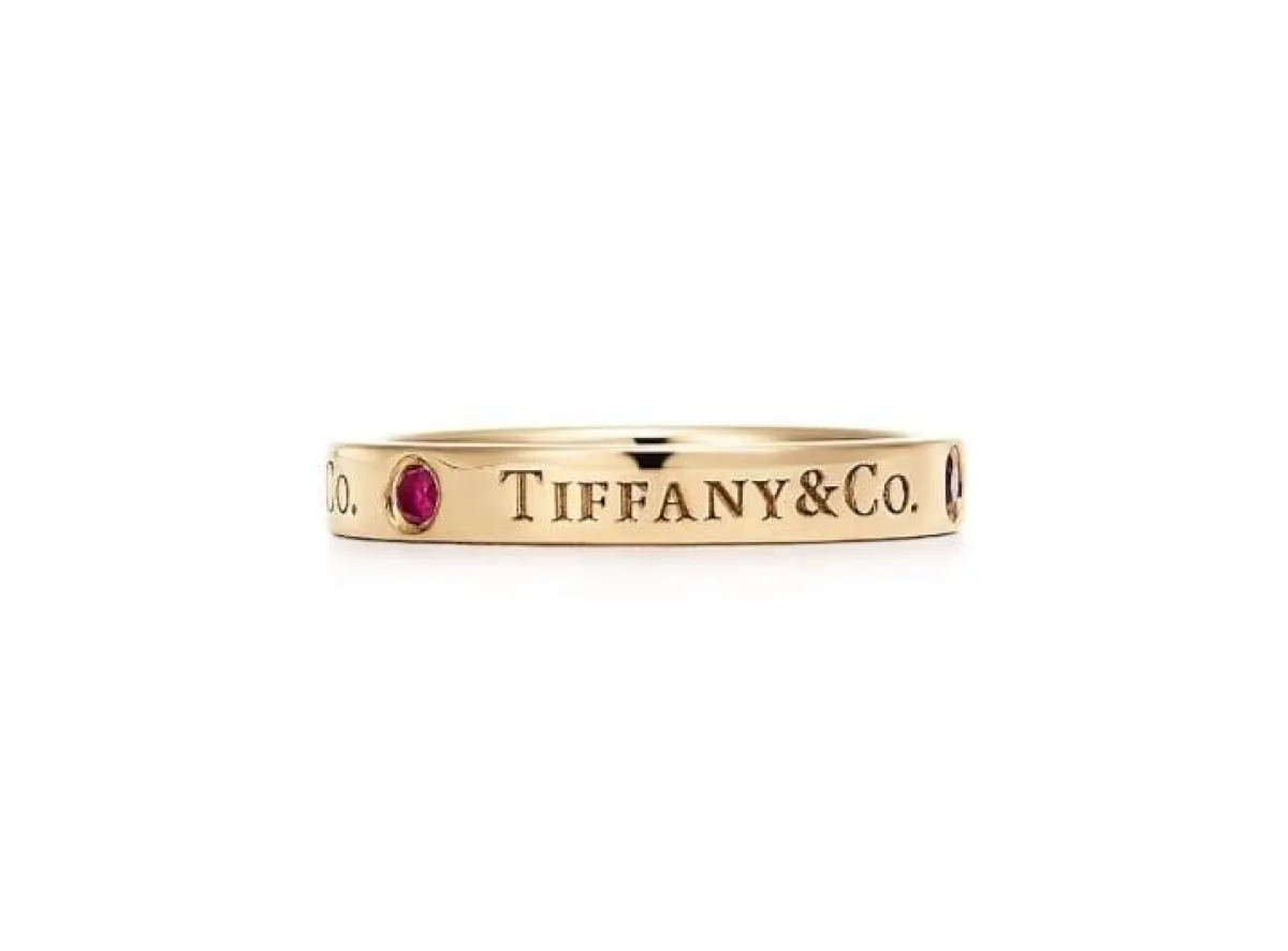    Tiffany & Co خاتم  منحوت من دار تيفاني أند كو