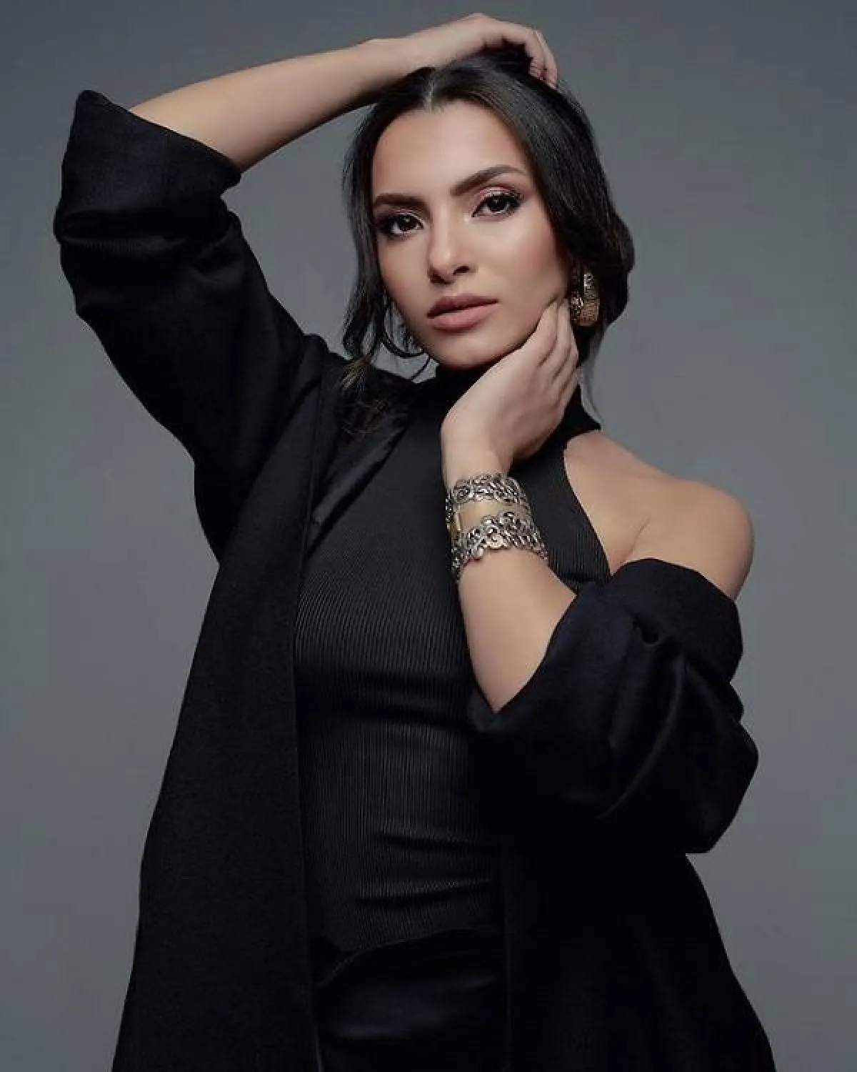 مجوهرات بلمسة عربية -الصورة من صفحة كارمن سليمان على انستغرام