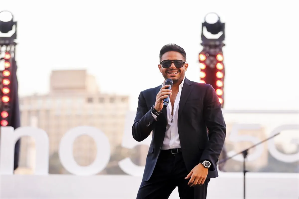 محمد حماقي - الصورة من حسابه على انستغرام