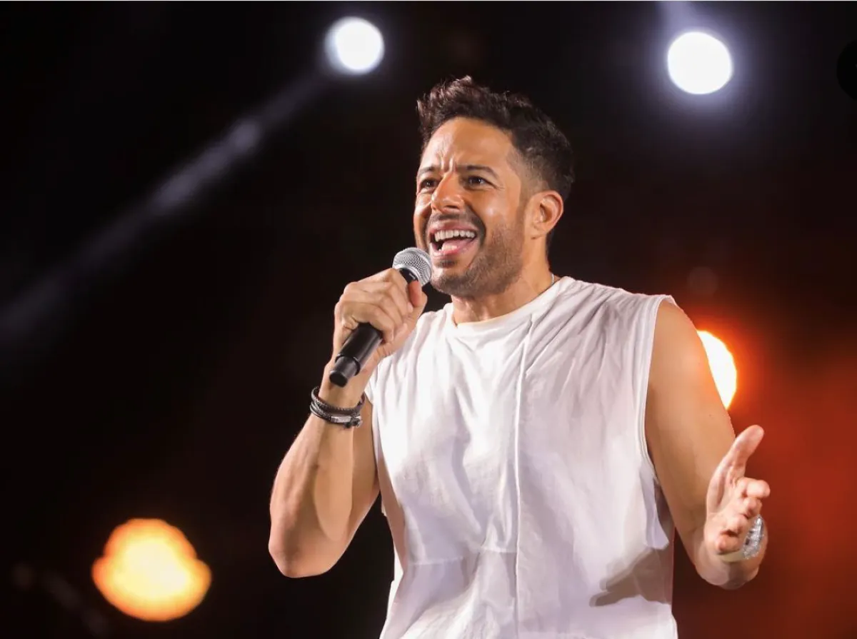 محمد حماقي - الصورة من حسابه على انستغرام