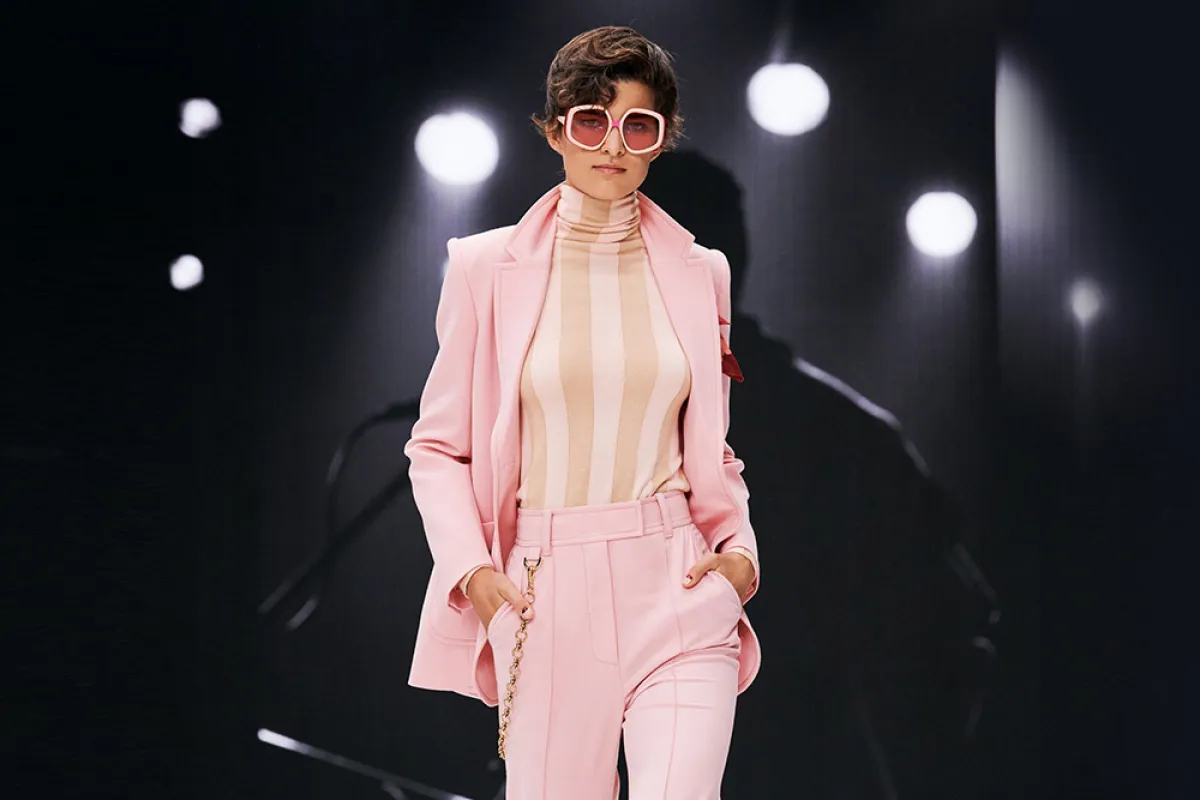 بدلة باللون الوردي من زيمرمان Zimmermann 