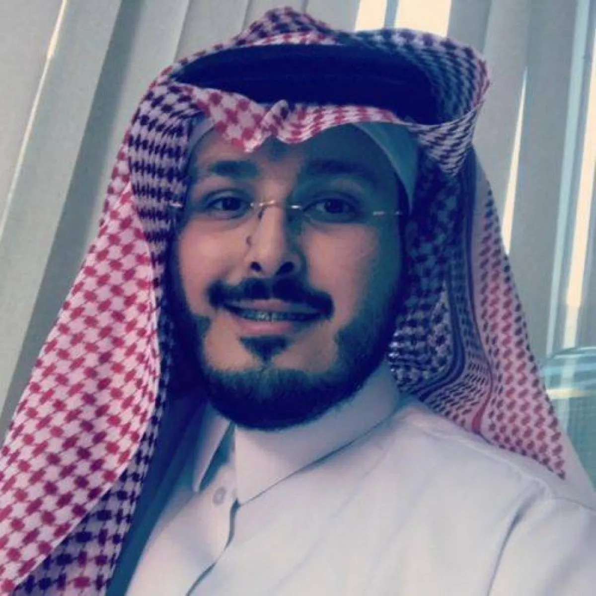 الاختصاصي النفسي حازم بن عيدان