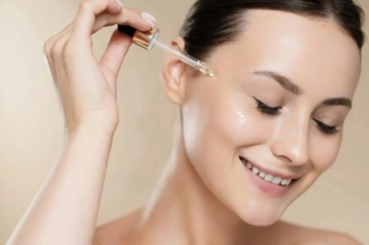 الزيت المعدني لترطيب البشرة