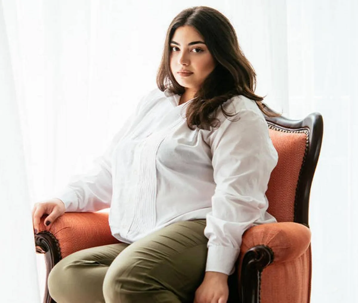 الحمل والوزن الزائد يمكن أن يؤديا إلى تورم القدمين