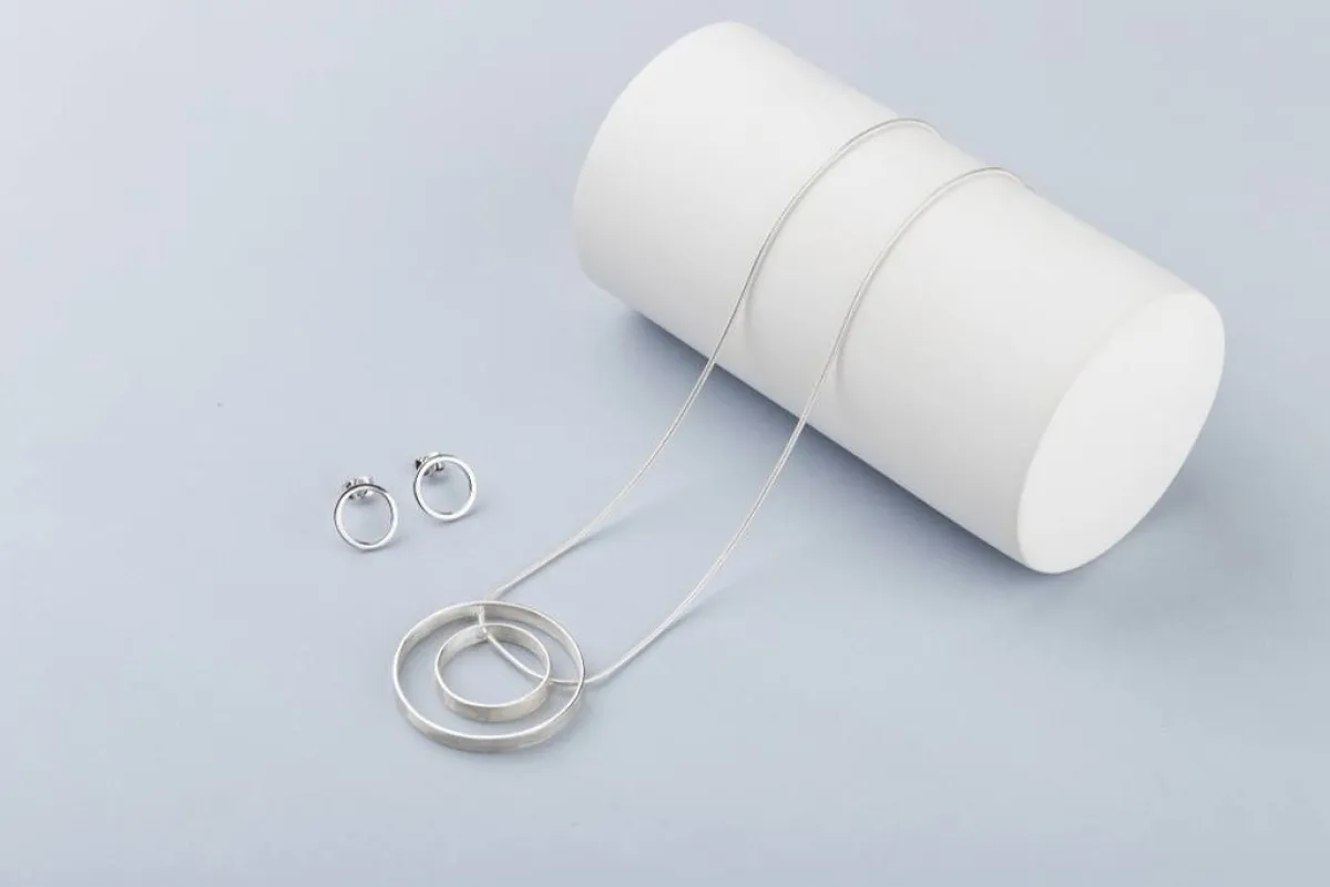 الفضّة معدن ناعم