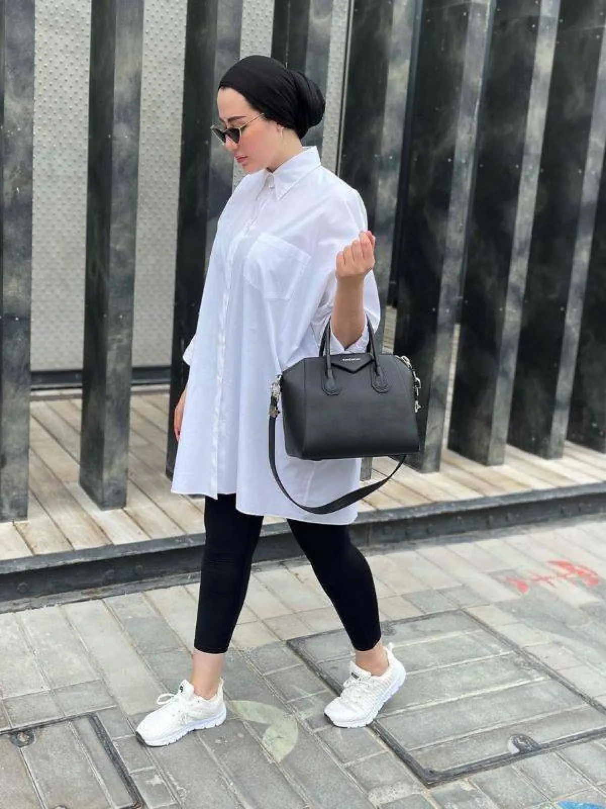 ملابس محجبات للجسم الكمثري