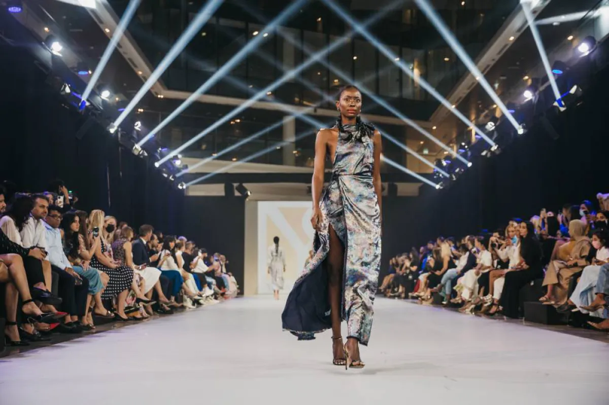 من عرض المصممة الإمارتية يارا بن شكر