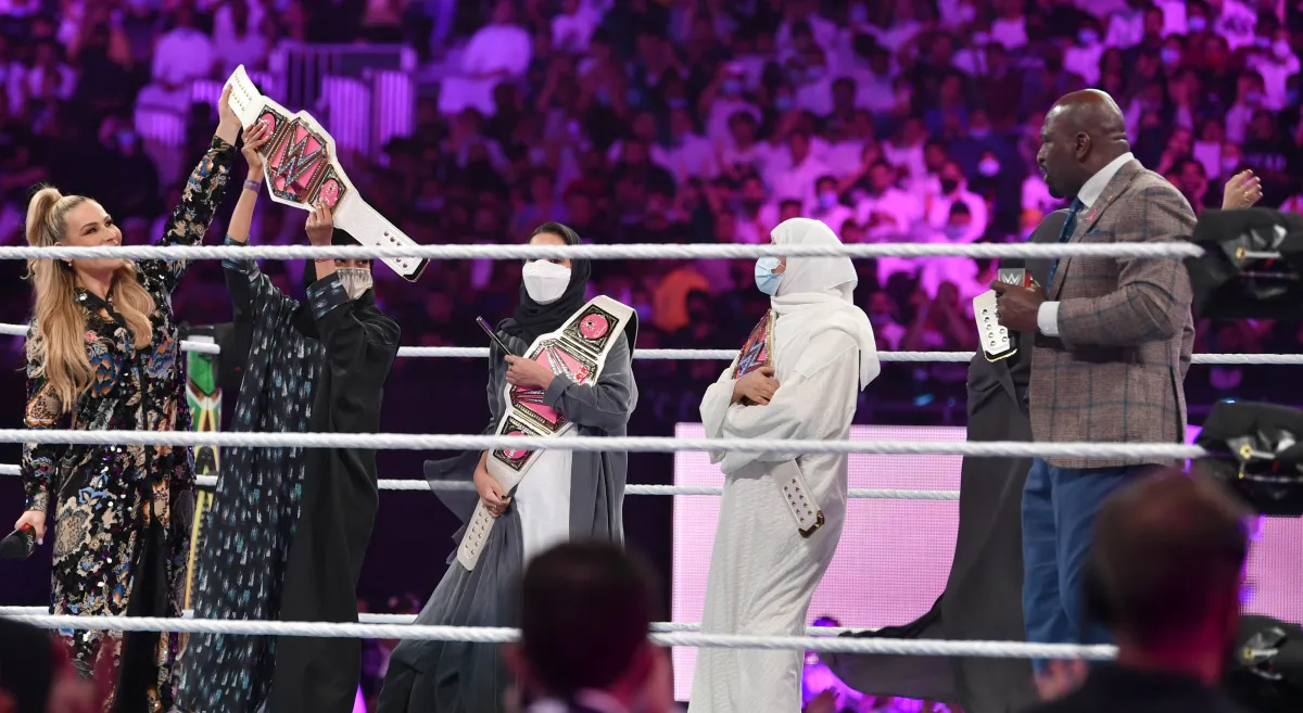 4 سعوديات على حلبة المصارعة WWE