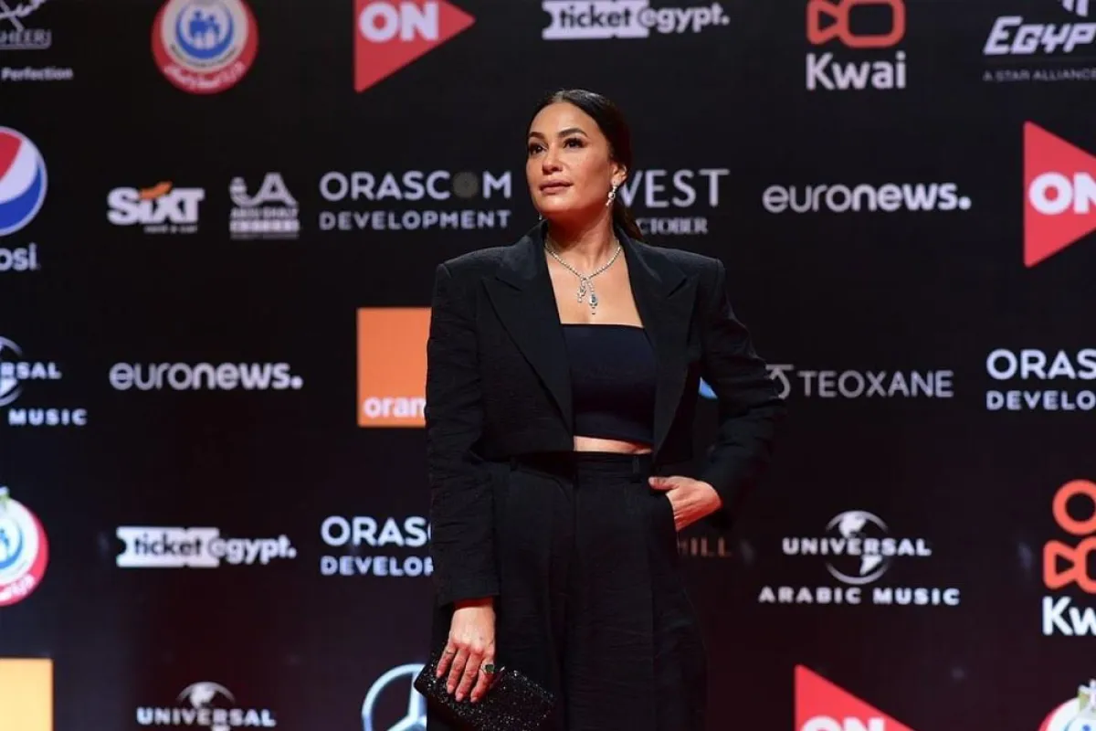 إطلالات النجمات في اليوم الثالث من مهرجان الجونة 