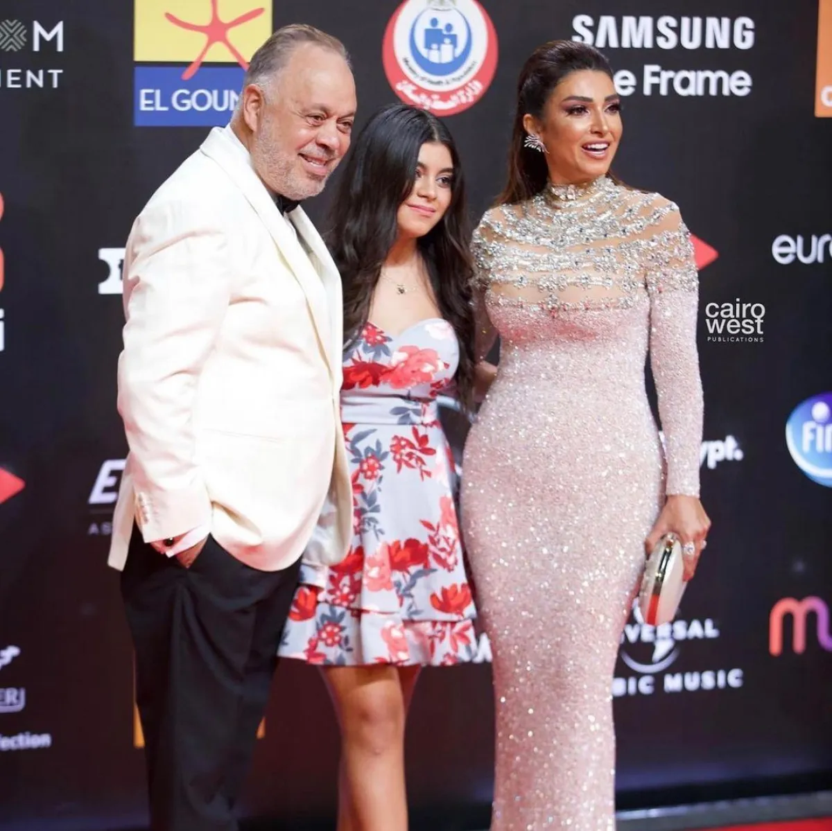 روجينا وزوجها أشرف زكي مع ابنتهما الصغرى - الصورة من حساب روجينا على انستغرام