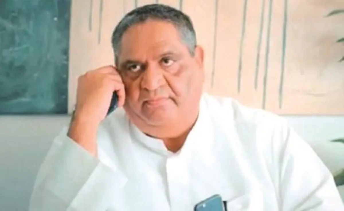 الفنان الكويتي فيصل بوغازي - الصورة من جريدة الأنباء