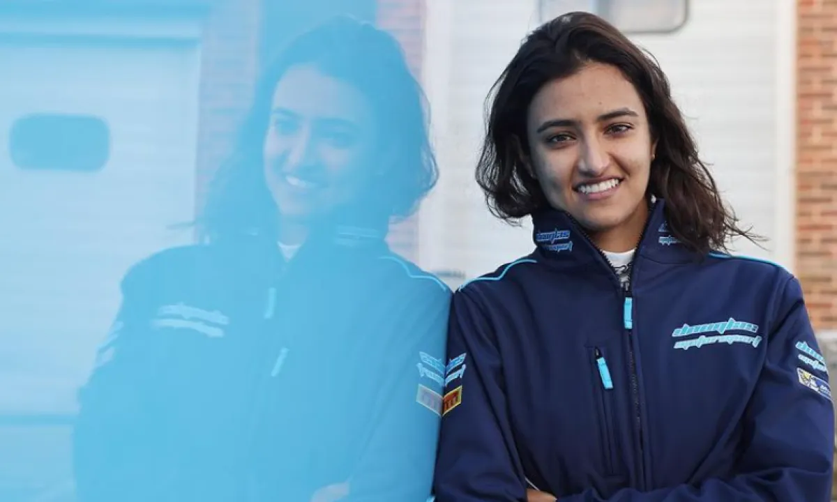 ريما الجفالي سفيرة سباق السعودية فورمولا1