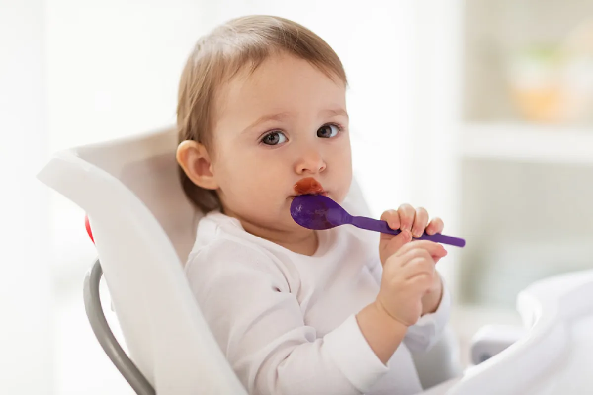 فوائد العسل الأسود للأطفال