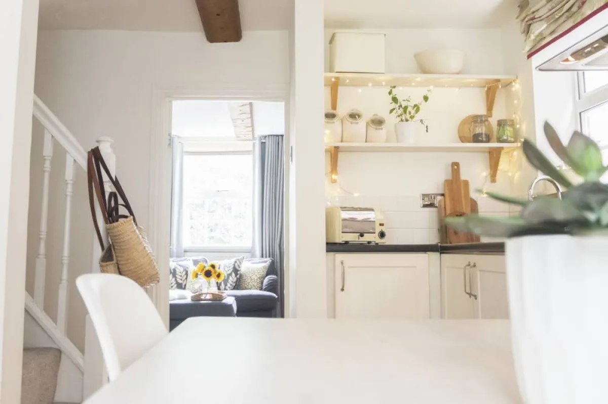  الألوان الفاتحة لزيادة اتساع المنزل