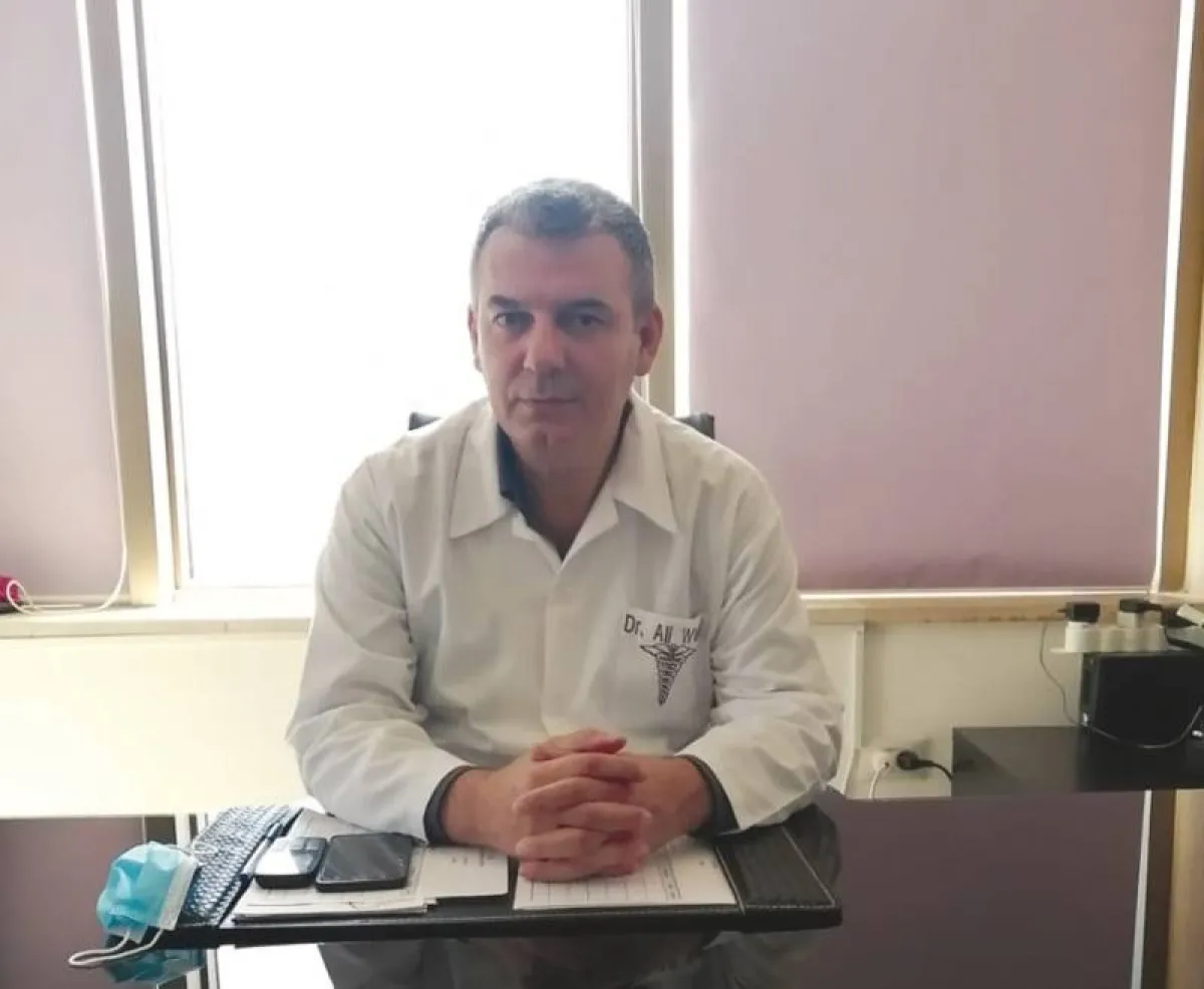 الدكتور علي وهبة