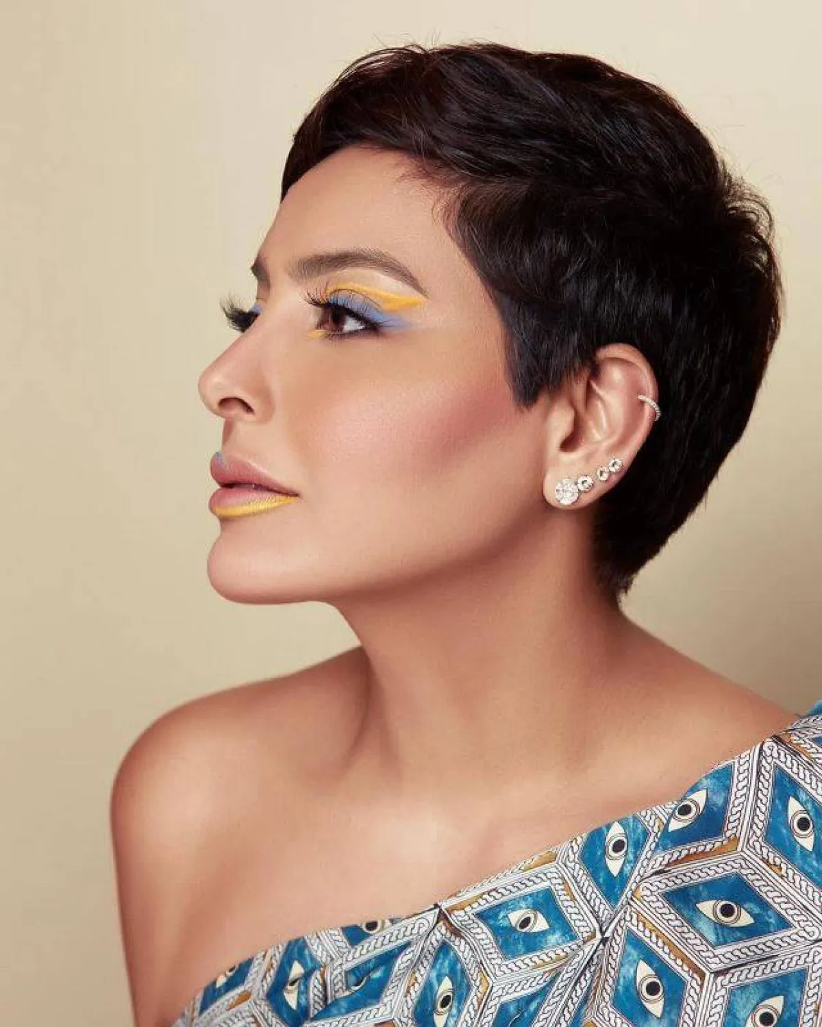 تسريحة شعر بيكسي قصير - الصورة من حساب فاطمة الصفي الرسمي على إنستغرام