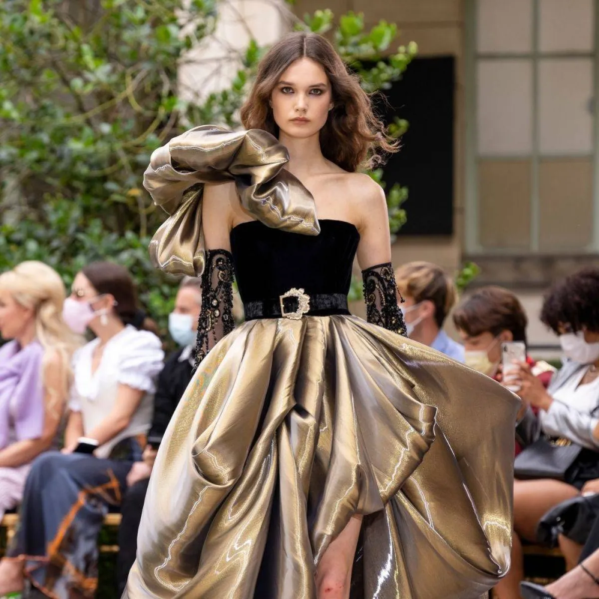 موديلات فساتين خطوبة