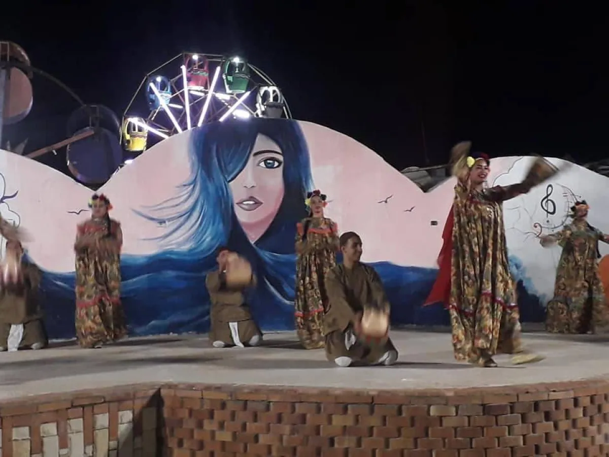 أحد الفرق فى المهرجان الدولي للفنون الشعبية 