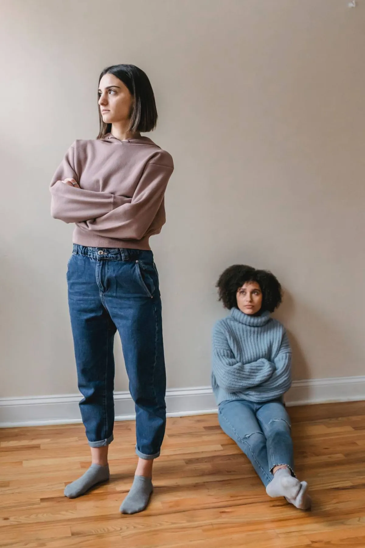 طرق لمساعدة صديقك في التغلب على مشاكل ثقته