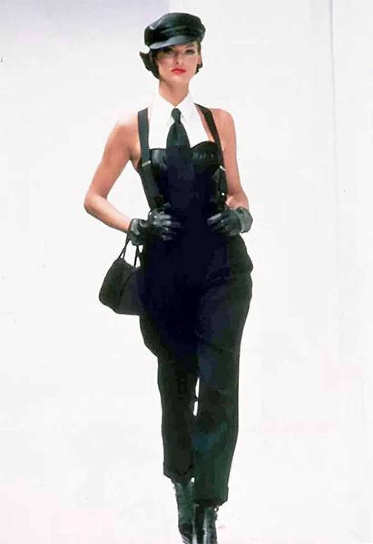 ليندا إفنجليستا ترتدي من دولتشي أند غابانا Dolce & Gabbana