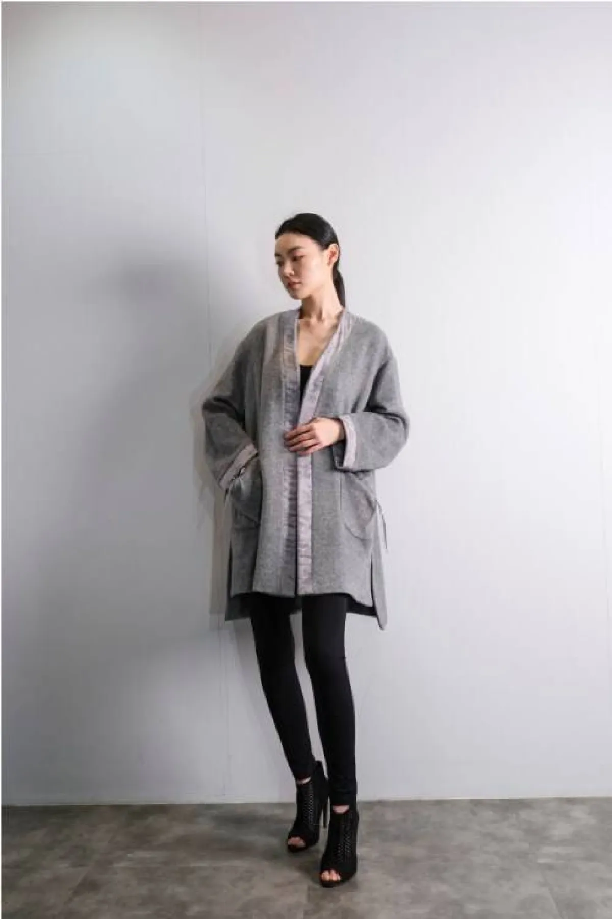 سروال باللون الأسود من دار سي زان C Zann