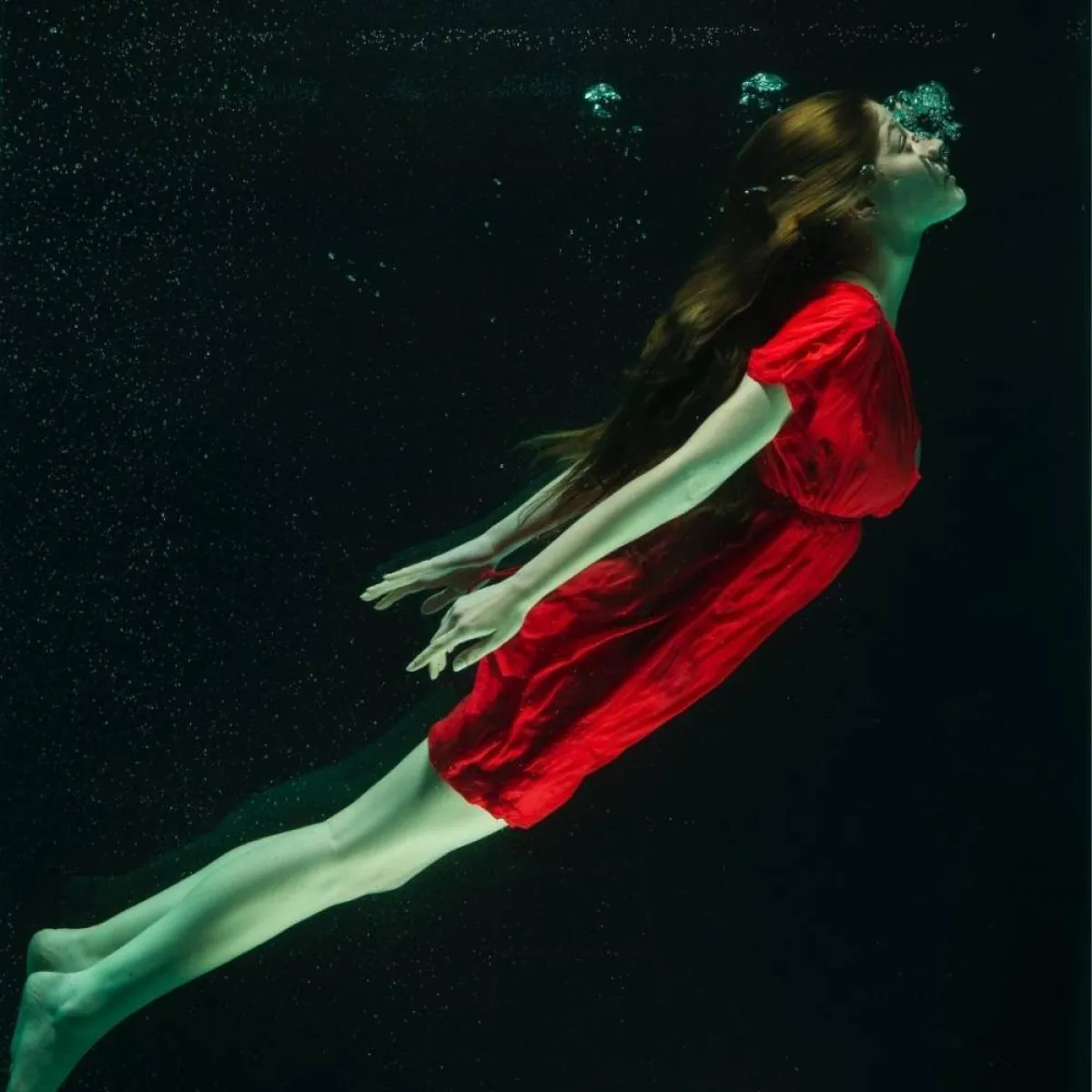 السباحة في البحر