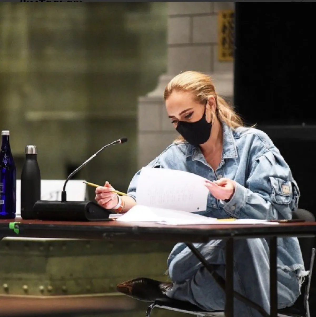 أديل خلال تحضيرها للألبوم الجديد 