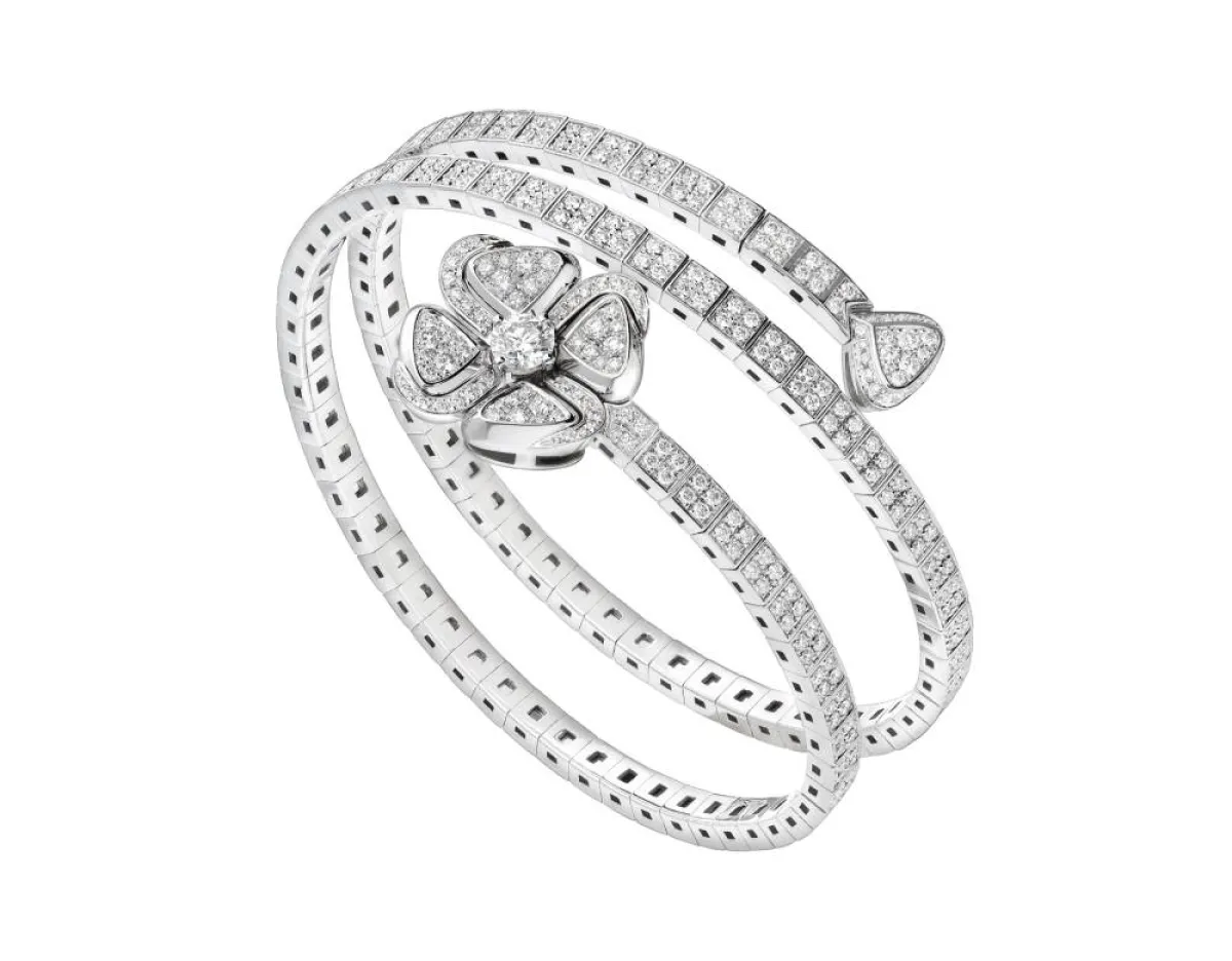 سوار من الذهب والألماس من بلغاري