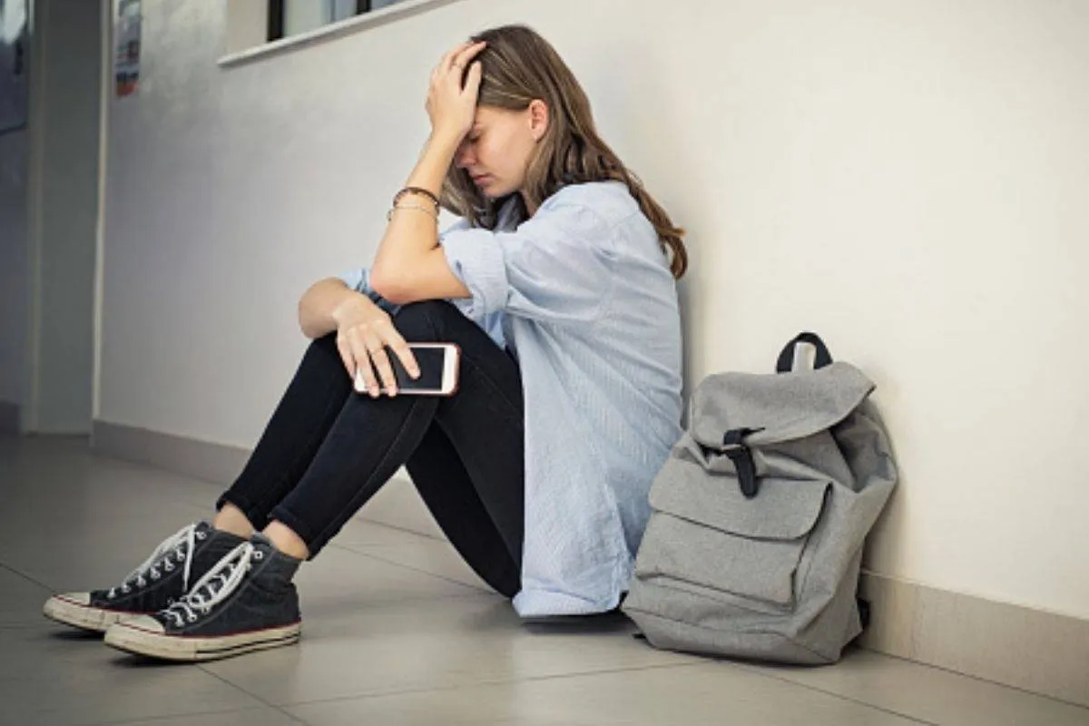 عدم التواصل