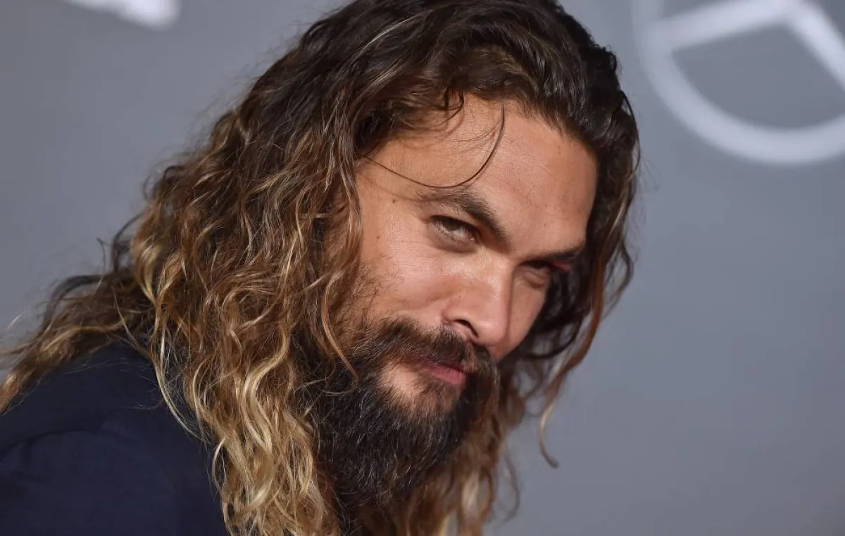 الممثل جايسون موموا 