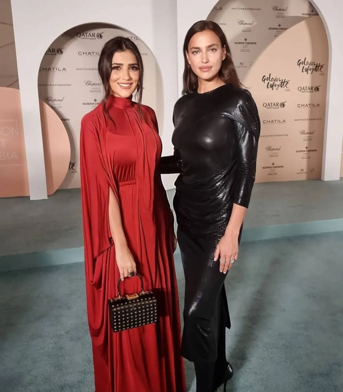 مي عمر وعارضة الأزياء الشهيرة إرينا شايك