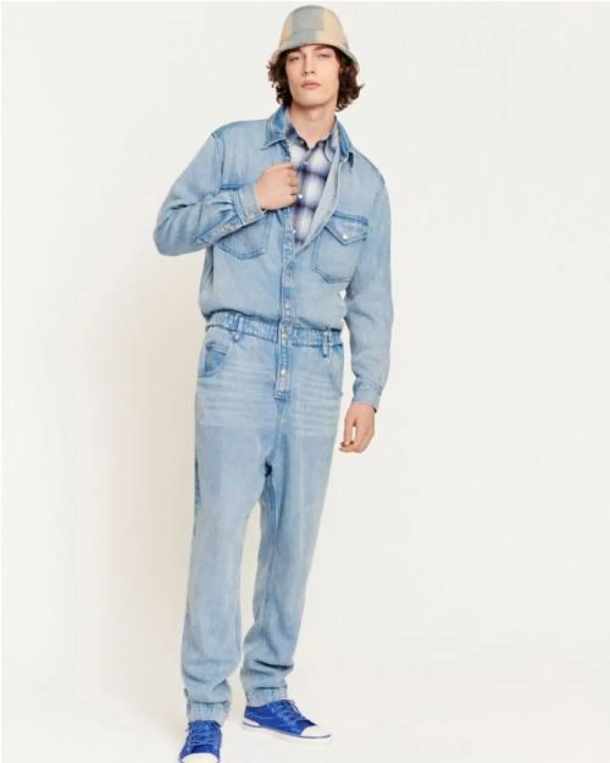 الحذاء الرياضي مع الجينز مع إيزابيل ماران Isabel Marant