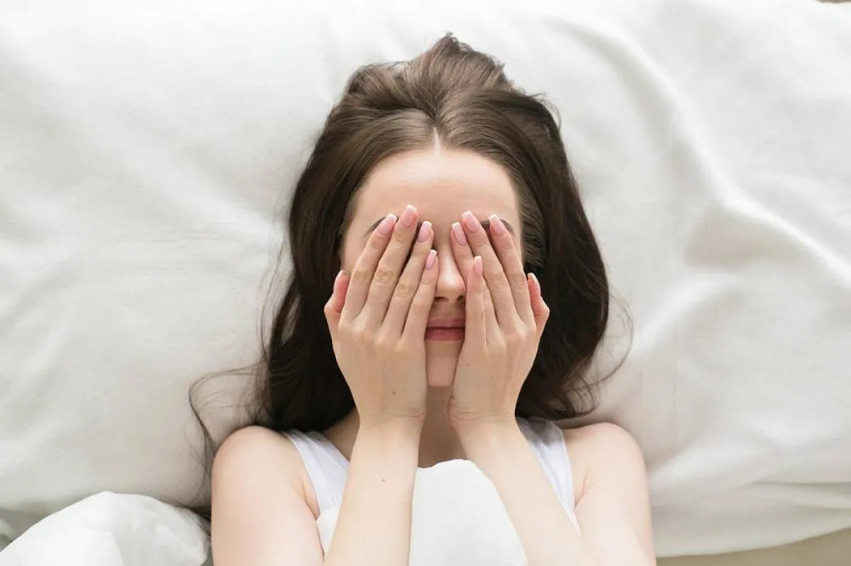 صورة لحامل تحاول النوم